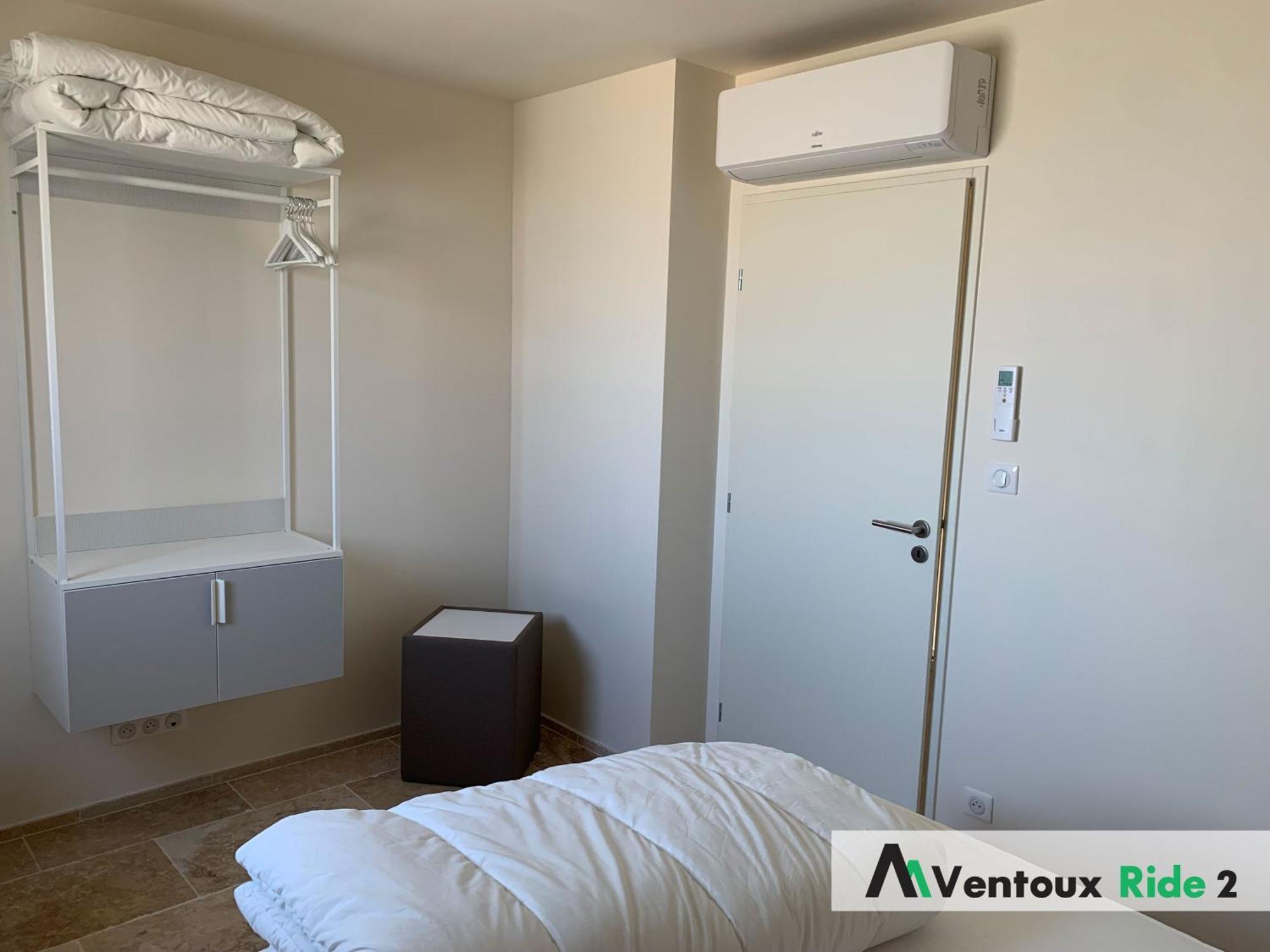 Ventoux Ride Apartment Malaucene Room photo