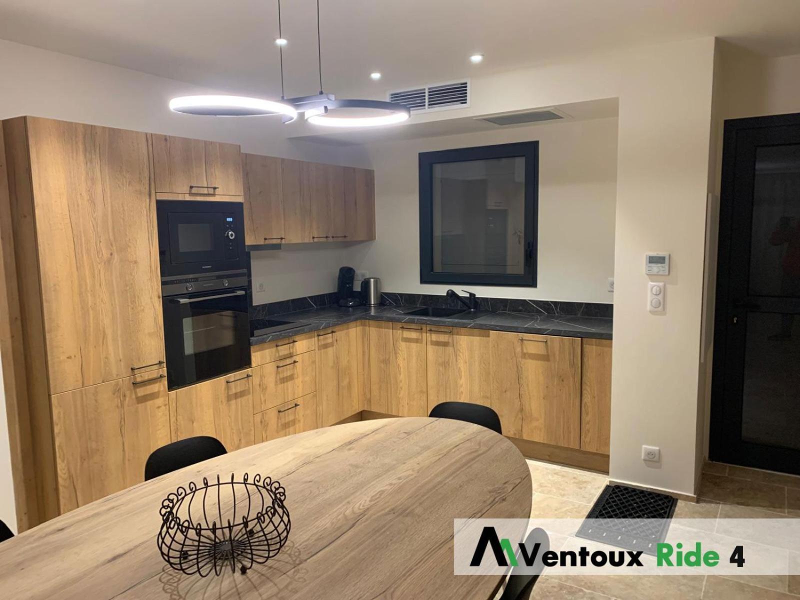 Ventoux Ride Apartment Malaucene Room photo